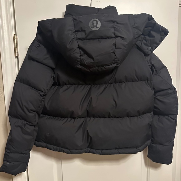 Lululemon Wunder Puff - Picture 2 of 3